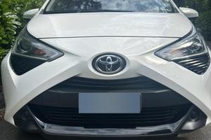 TOYOTA AYGO CONNECT