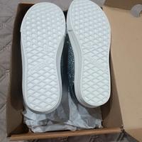 Scarpe nuove bambina numero 32