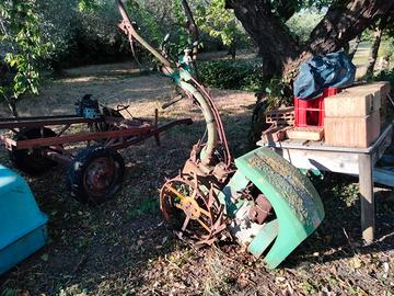 trattorino agricolo con cisterna