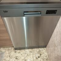 Lavastoviglie Beko 59x84x60 misure