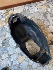 Vano sottosella Piaggio Beverly 300 2016