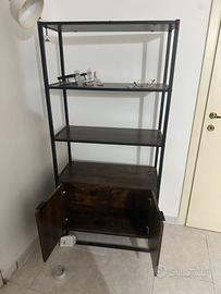 Libreria in legno e telaio