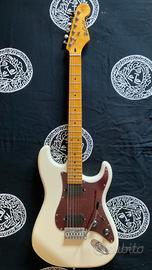 chitarra elettrica Di Carlo Stratocaster style HH