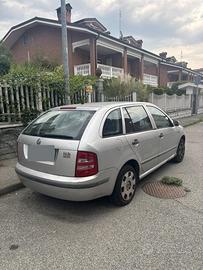 SKODA FABIA 2001