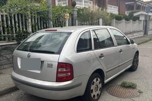 SKODA FABIA 2001