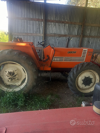 Trattore fiat 780dt