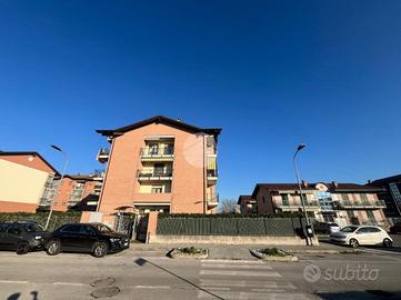 3 LOCALI A CARMAGNOLA