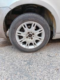 Fiat Multipla cerchi gommati 15"