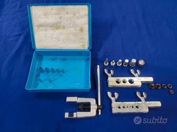 Kit di svasatura per tubi