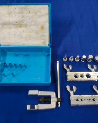 Kit di svasatura per tubi