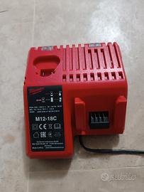 caricabatterie Milwaukee m12-18c