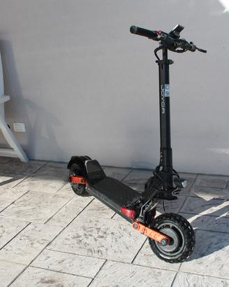monopattino Joyor S10Z  in  garanzia