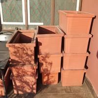 Vasi in resina e terracotta 