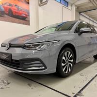 Volkswagen Golf 8 - ACTIVE - FULL OPTIONAL
