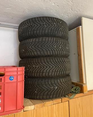 195/60 r15 88T M+S DOT 4519 Vredestein