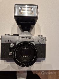 macchina fotografica Petri TTL