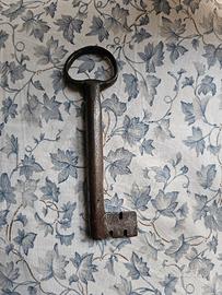 Chiave di ferro antica 