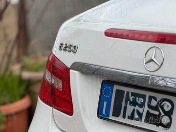 Mercedes classe E250 204cv