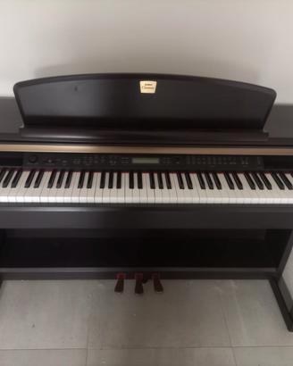 Pianoforte Yamaha 