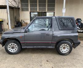 SUZUKI Vitara/Sidekick