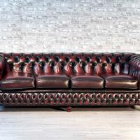Divano Chesterfield inglese vintage in pelle