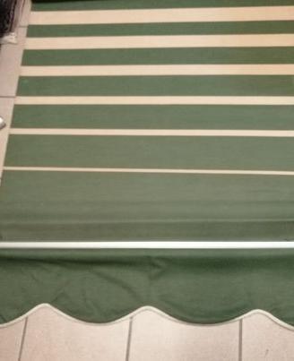 TENDA DA SOLE A CADUTA VERDE SCURO/BEIGE