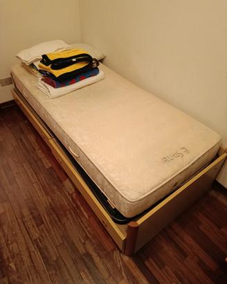 Letto singolo con materasso