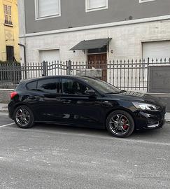 Ford Focus ST-lineX Mild-Hybrid