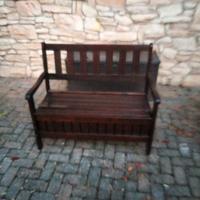 panchine da esterno con contenitore