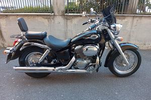 Honda 750 custom 18000 km