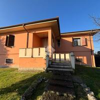 VILLA SINGOLA A SUSTINENTE