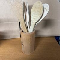 Utensili legno x cucina con vaso contenitore