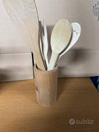 Utensili legno x cucina con vaso contenitore
