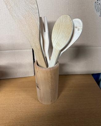 Utensili legno x cucina con vaso contenitore