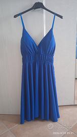 Vestito con spalline regolabili Made in Italy