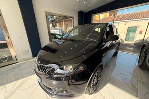 Lancia Ypsilon III LANCIA ypsilon 1.0 firefly hybr