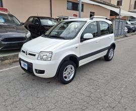 Fiat Panda 1.3 Multijet 4x4 Climbing + GANCIO