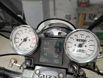 Moto Guzzi Nevada 750