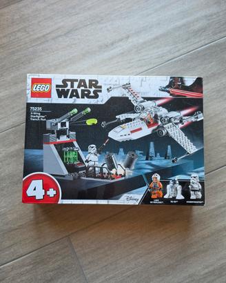 Lego Star Wars - X-Wing Starfighter Trench Run