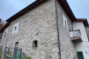 Rustico in sasso Riolunato Modena