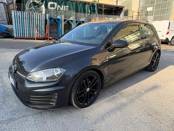 Volkswagen Golf GTD 2.0 TDI 3p. BlueMotion Technol