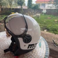 casco momo design