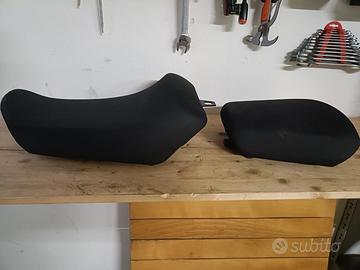 Royal Enfield Himalayan 411 – Selle originali pari