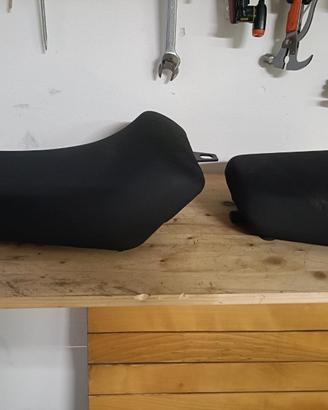Royal Enfield Himalayan 411 – Selle originali pari