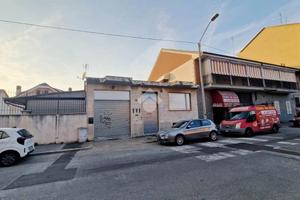 CAPANNONE A TORINO