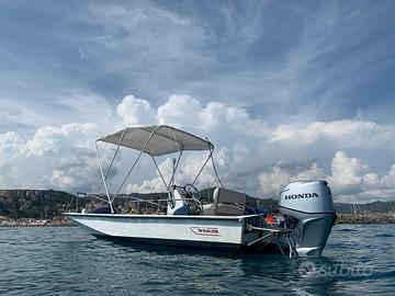 Boston Whaler 13 con motore Honda 40 Cv