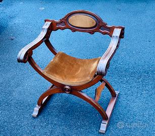 Sedia stile Savonarola - Arredo vintage elegante