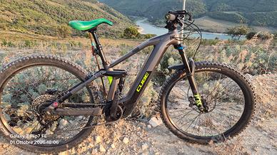 E- bike CUBE HYBRID con motore BOSCH .