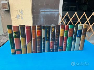 Mobile porta cd in legno