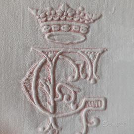 importanti tovaglioli cifre